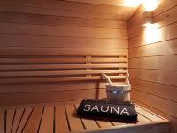 Sauna mit Sauna-Eimer Saunatuch